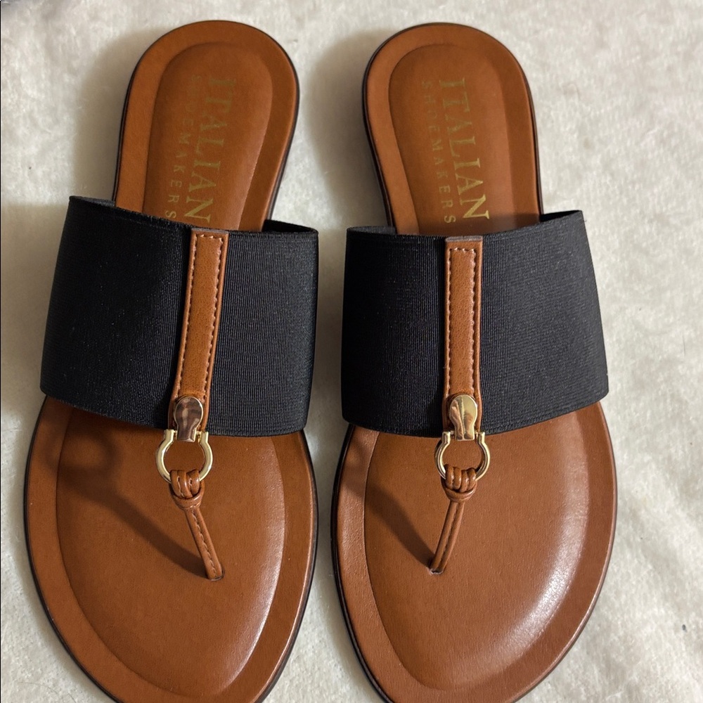 ITALIAN SHOEMAKERS Flat Flip-Flop Sandals Sz 7.5 Black Elastic Strap Italy NWOT